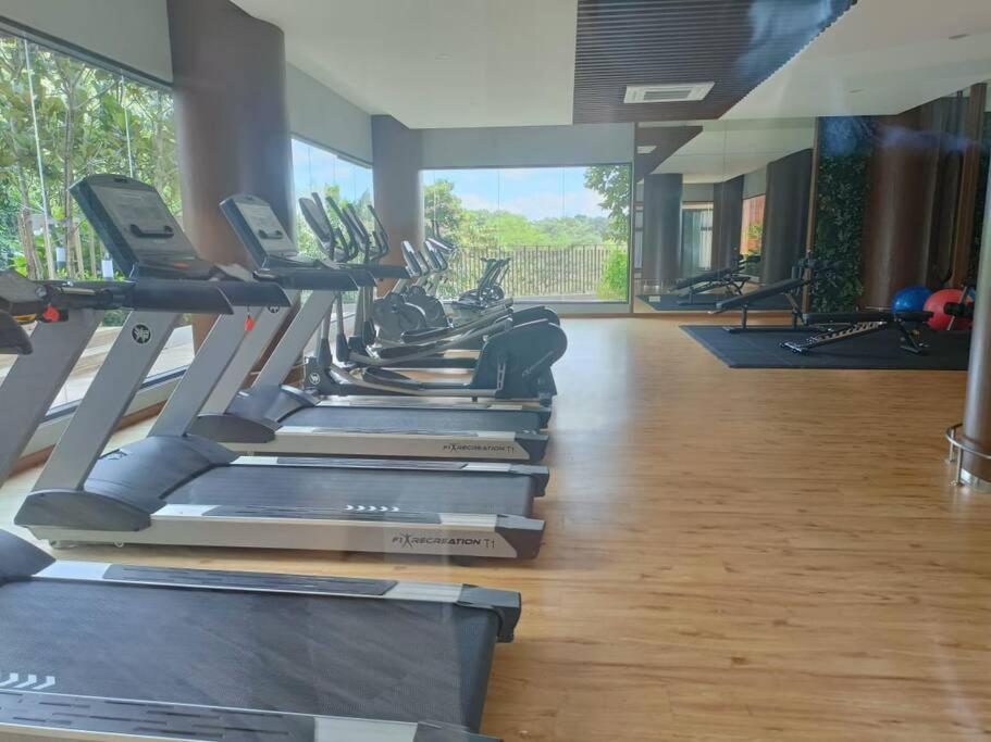 The Clio 2 Residences: Hub Near Ioi Mall